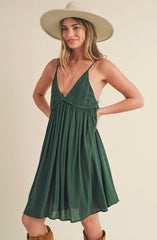 Darsi Dress - Emerald Contemporary - chic life.com