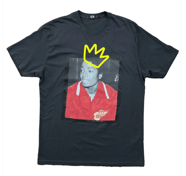 MJ x Red Wings T Shirt - Chic Life